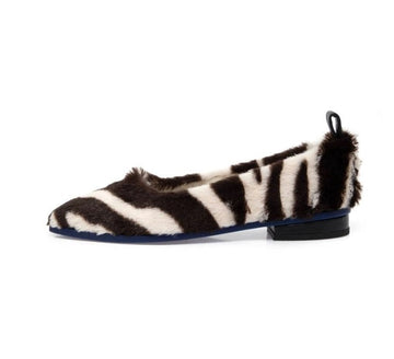 Manolita Closed Toe BALLE PUFF ZEBRA