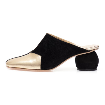 Manolita Closed Toe Granado Mule