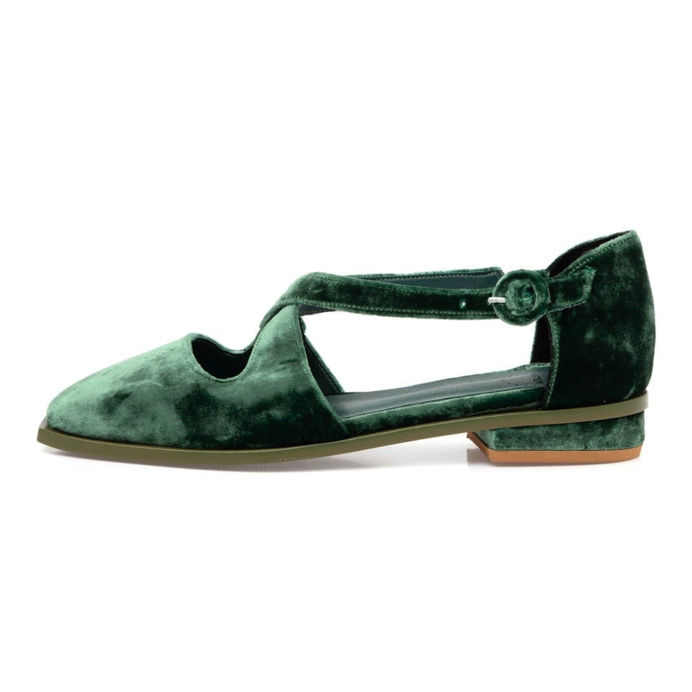 Manolita Closed Toe Mary Ping Green