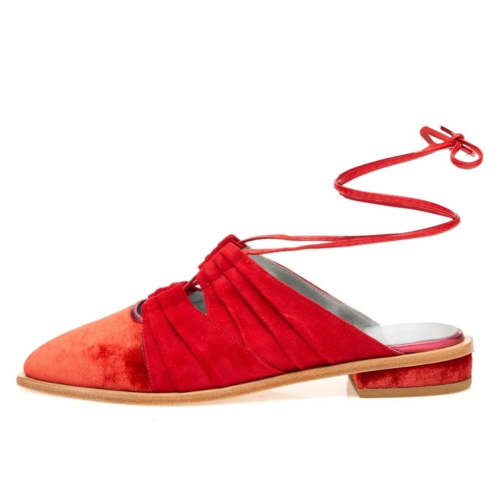 Manolita Closed Toe Ucha Babouche Red